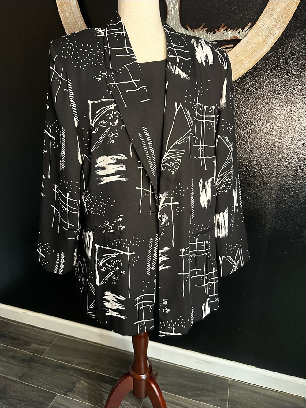 Black & White Abstract Print Women's Blazer Jacket